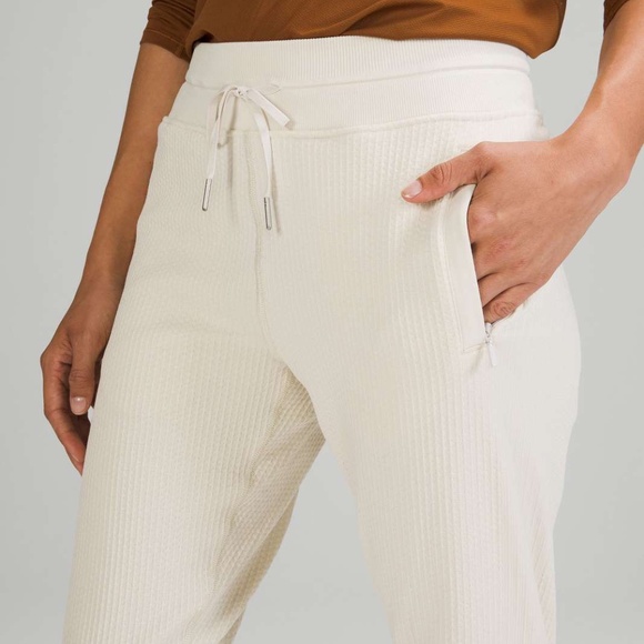 Lululemon Engineered Warmth Jogger Pants Opal Size 8 $138 - Picture 2 of 6